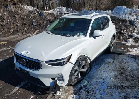 2025 Volvo Xc40 B5 Plus Bright Theme from USA, damaged, VIN YV4L12UE9S2516390